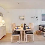 Dom wakacyjny Sighmar - 900m From The Sea By Interhome Blåvand
